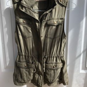 max jeans green parka vest